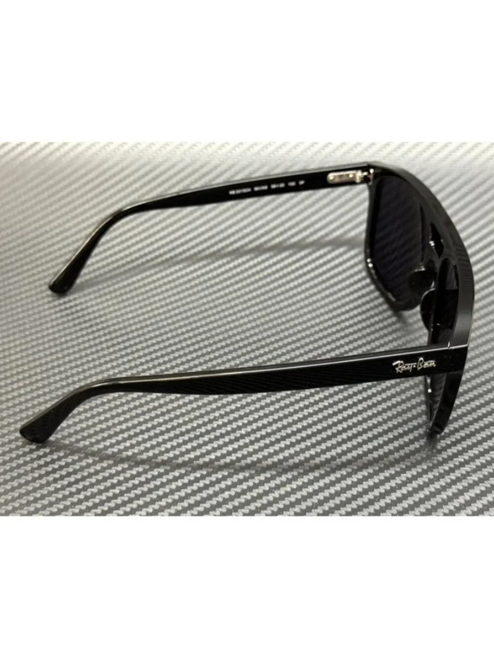 New Ray-Ban Men Black Sunglasses 58-20-150